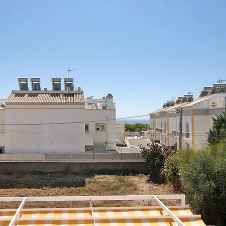 Lota Beach House Σπίτι διακοπών *