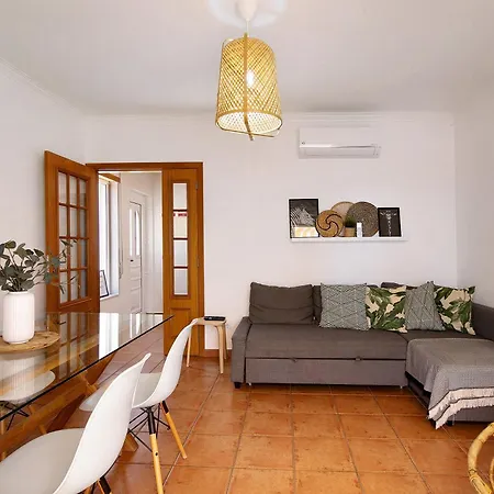 Lota Beach House *
